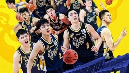 杨毅谈广东男篮疯狂引援：不光是周琦的转会费，市政府也很多帮助